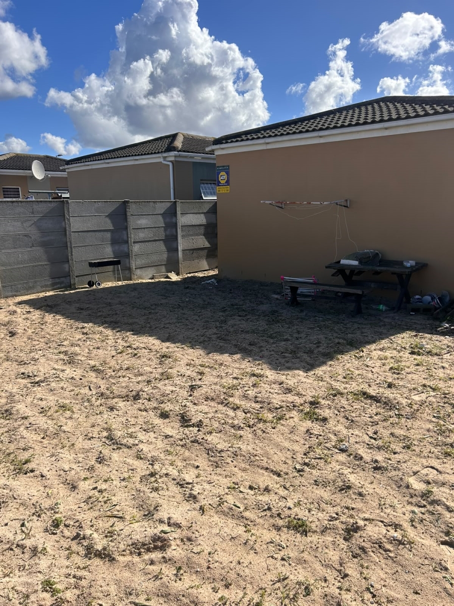 To Let 2 Bedroom Property for Rent in The Connifers Western Cape